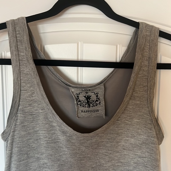 Love Happiness Tank with gold sequins - Picture 3 of 8